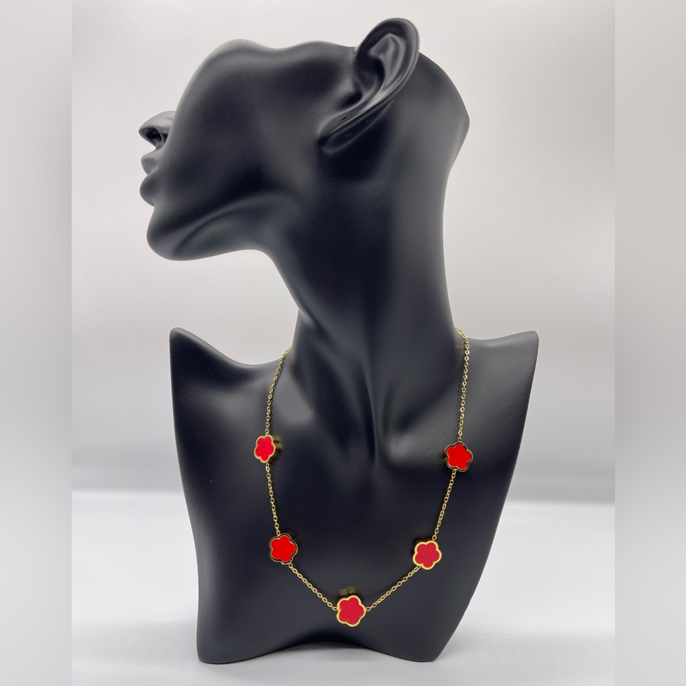 Double sided red/golden clover necklace, 18k gold plated